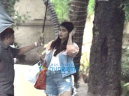 Photos: Pooja Hegde snapped in Mumbai