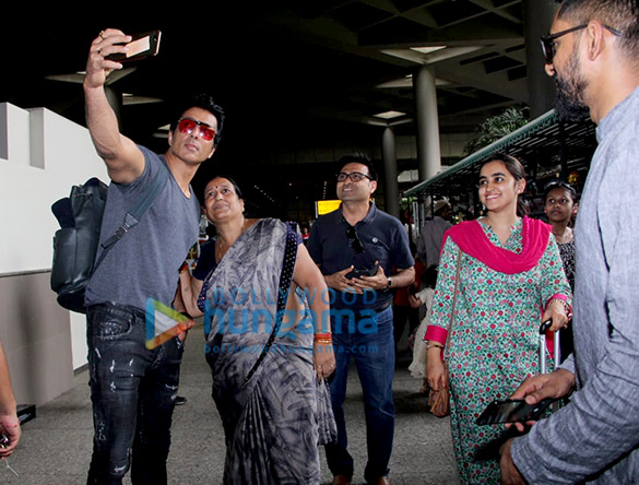 photos priyanka chopra jonas anushka sharma nidhhi agerwal and others snapped at the airport 3