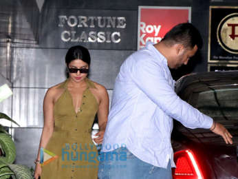 Photos: Priyanka Chopra Jonas spotted at Siddharth Roy Kapur's office in Khar