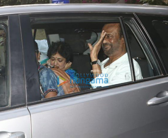 photos rajinikanth snapped post his film shoot with his family in bandra 3