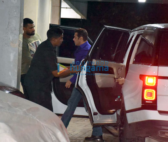 photos salman khan daisy shah arbaaz khan and others grace sohail khans house party 1