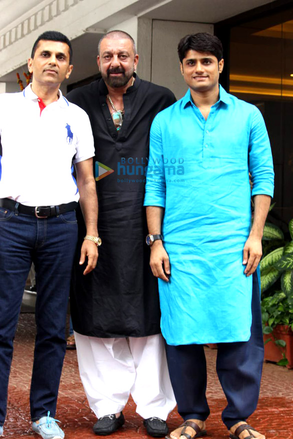 photos sanjay dutt spotted at anand pandits office in juhu 3