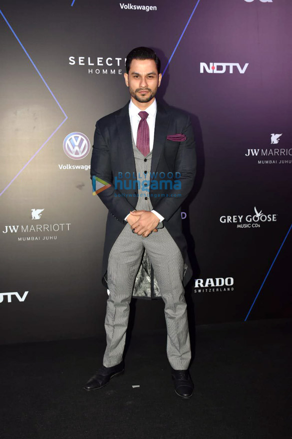 photos sanya malhotra kriti sanon sonam kapoor ahuja and others grace gq 100 best dressed awards 2019 21