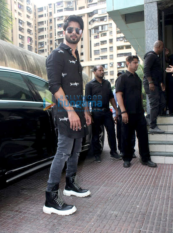photos shahid kapoor and kiara advani visit citimall pvr for kabir singh 2