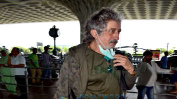 Photos: Shakti Kapoor and Madhoo snapped at the airport