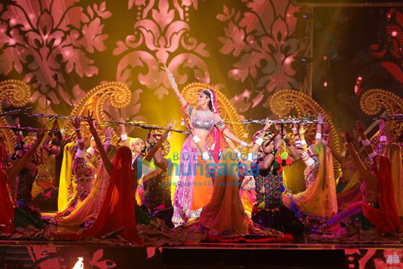 photos shilpa shetty performs on the sets of super dancer chapter 3 7