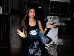 Photos: Shilpa Shetty snapped at Kromakay salon in Juhu