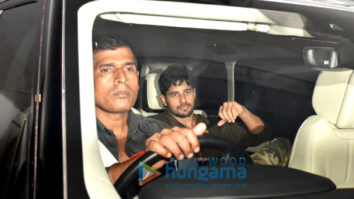 Photos: Sidharth Malhotra snapped at Karan Johar’s residence in Bandra