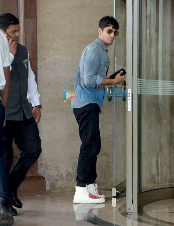 photos sidharth malhotra spotted at taj lands end 2