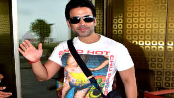 Photos: Tusshar Kapoor, Shahid Kapoor and Kiara Advani snapped at the airport