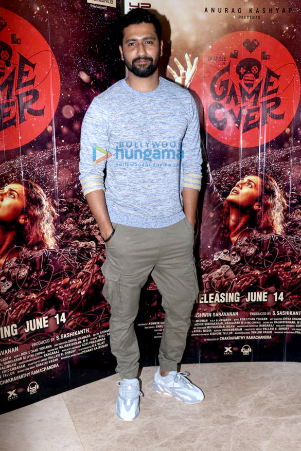 photos vicky kaushal and gulshan devaiah grace the special screening of game over 1
