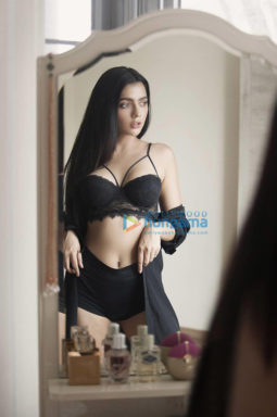 Celebrity Photos of Ruhi Singh