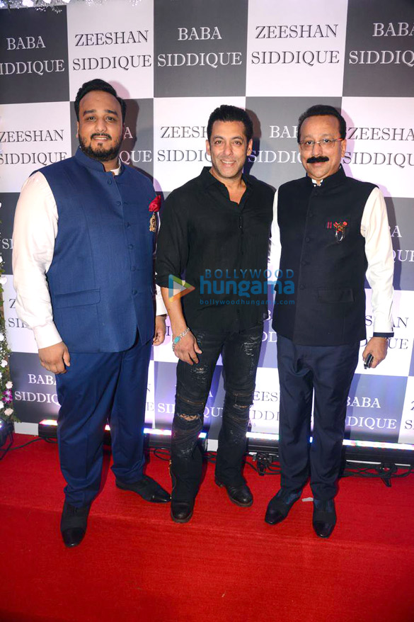 salman khan iulia vantur arbaaz khan mouni roy and others snapped at baba siddiques iftaar party 1