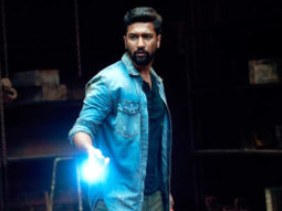These stills from Vicky Kaushal starrer Bhoot: Part One – The Haunted Ship are super thrilling