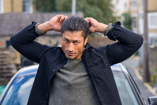 Vidyut Jammwal wraps the shooting of Commando 3