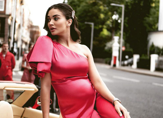 Six months pregnant Amy Jackson expresses her happiness over completing ...