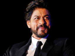 Shah Rukh Khan wins hearts with this sweet gesture of attending the wedding of his hairstylist Raaj Gupta’s sister! [watch video]