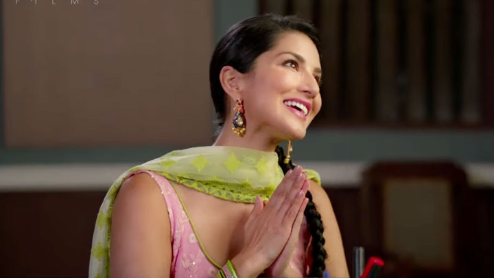 Arjun Patiala: Sunny Bhi, Funny Bhi | Diljit Dosanjh, Sunny Leone, Varun Sharma Arjun Patiala: Sunny Bhi, Funny Bhi | Diljit Dosanjh, Sunny Leone, Varun Sharma