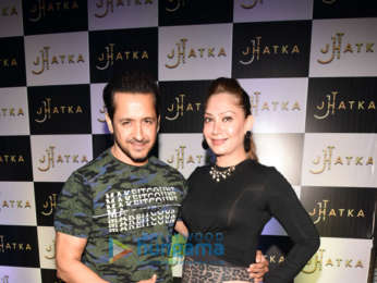 Photos: Celebs grace the launch of 'Jhatka' club