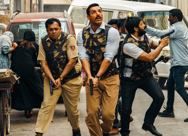 REVEALED: Nikkhil Advani shoots in guerrilla style in Lucknow for Batla House