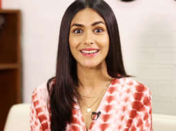 HEARTFELT : “The BEST compliment that I received from HRITHIK is…”: Mrunal Thakur | Super 30