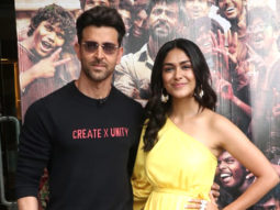 Hrithik Roshan and Mrunal Thakur spotted promoting Super 30