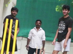 Ibrahim Ali Khan spotted playing Gully Cricket at home