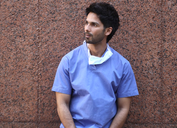 Kabir Singh Box Office Collections: Shahid Kapoor starrer jumps well again on Saturday, Article 15 continues to battle competition very strongly Kabir Singh Box Office Collections: Shahid Kapoor starrer jumps well again on Saturday, Article 15 continues to battle competition very strongly
