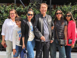 PHOTO: It’s family time for Kareena Kapoor Khan and Karisma Kapoor in London