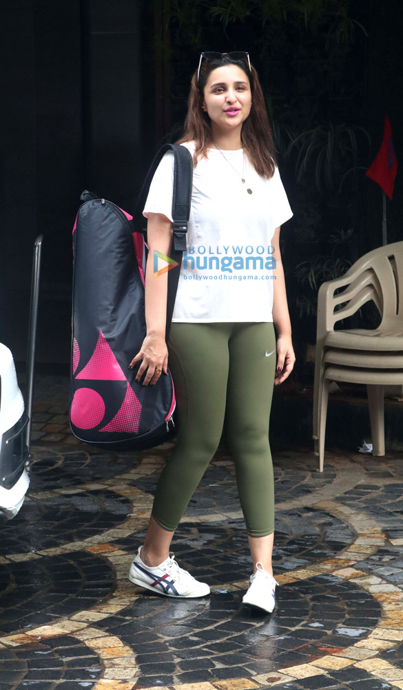 photos aditi rao hydari and parineeti chopra spotted at the gym 4
