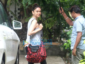 Photos: Aditi Rao Hydari spotted in Bandra