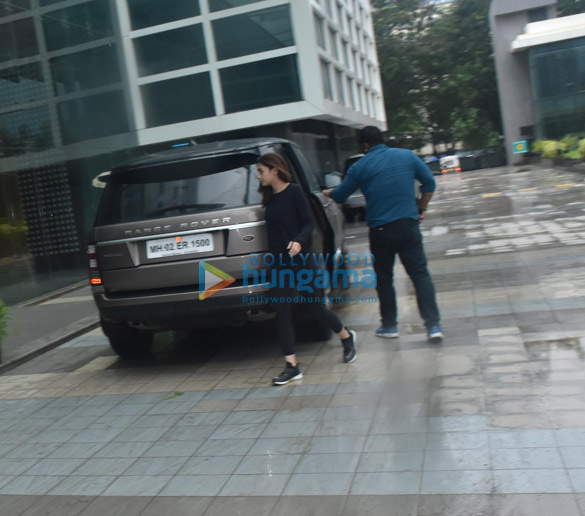 photos alia bhatt snapped at dharma office in andheri 1