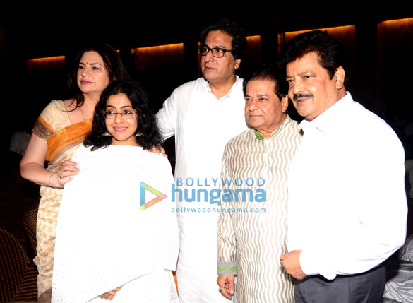 Photos: Celebs attend prayer meet of Anup Jalota’s mother Kamla Jalota Photos: Celebs attend prayer meet of Anup Jalota’s mother Kamla Jalota