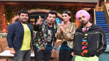 Photos: Diljit Dosanjh, Kriti Sanon & Varun Sharma promote Arjun Patiala snapped on the sets of The Kapil Sharma Show