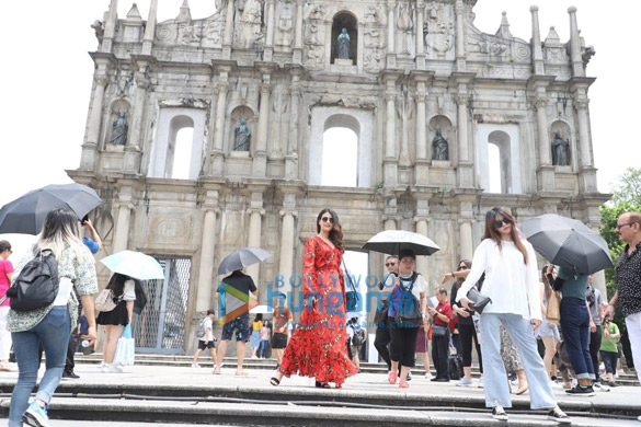 photos fatima sana shaikh snapped holidaying in macao 001 3