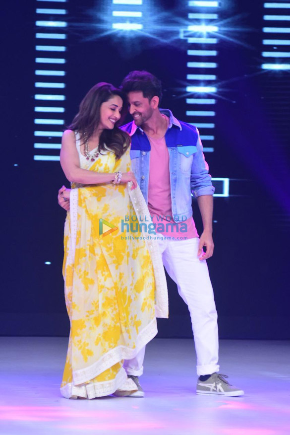 Photos: Hrithik Roshan and Madhuri Dixit snapped on sets of Dance Deewane Photos: Hrithik Roshan and Madhuri Dixit snapped on sets of Dance Deewane
