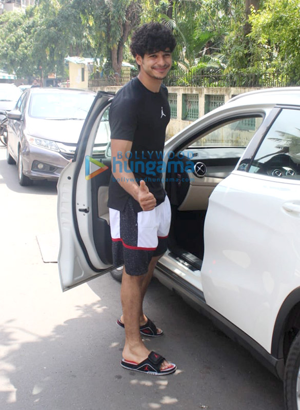 Photos: Ishaan Khatter spotted at The Nutcracker restaurant in Bandra