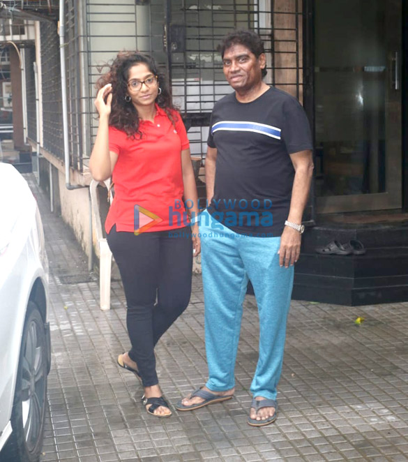 photos johny lever snapped with his daughter at a clinic in bandra 2