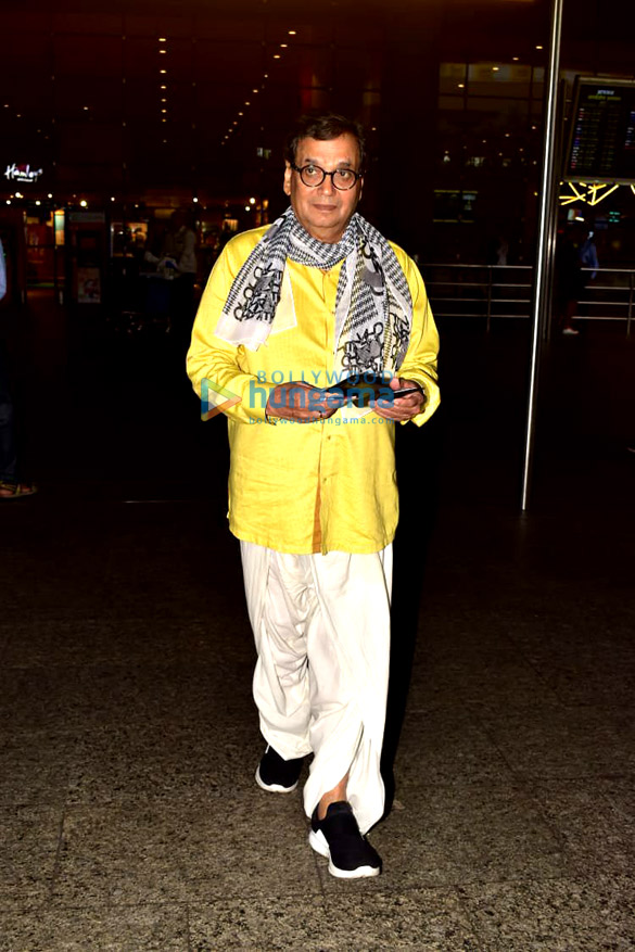 photos sonakshi sinha varun sharma and others snapped at the airport 10
