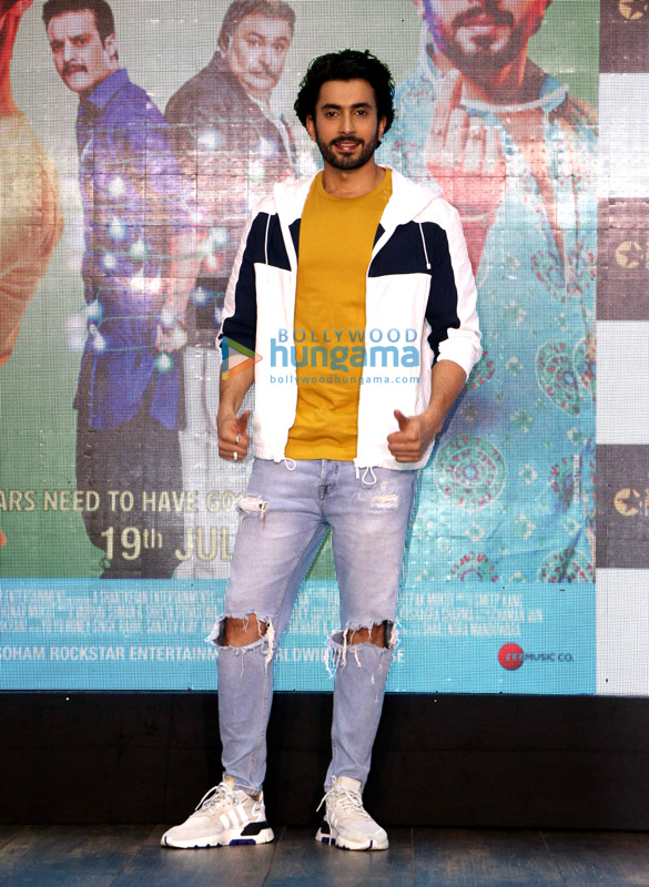 photos sunny leone sunny singh nijjar and others grace the song launch of funk love from their film jhootha kahin ka 3