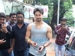 Photos: Tiger Shroff spotted at Indigo in Bandra