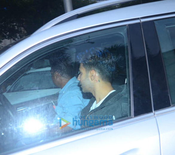 photos varun dhawan snapped at a dance class in versova 3