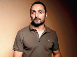 Rahul Bose orders two bananas in a hotel, gets charged Rs 442.50 for it