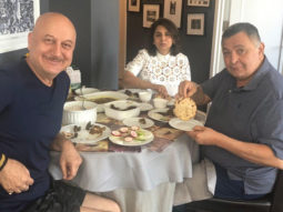 Rishi Kapoor savours ‘aate ka phulka’ with Neetu Kapoor, thanks Anupam Kher for wonderful meal