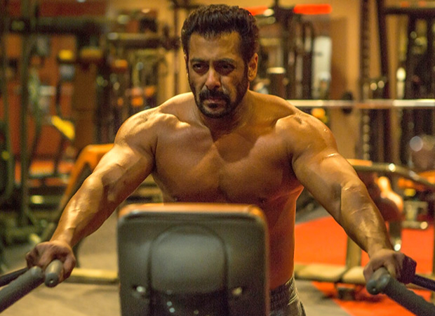 Salman Khan to launch over 300 gyms across India by 2020