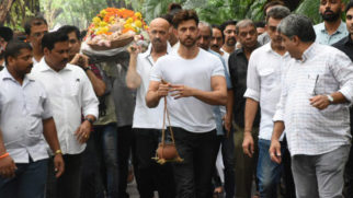 Celebs attend Hrithik Roshan’s grandfather J.Om Prakash’s funeral Part 1