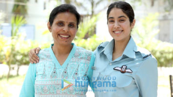 On The Sets Of The Movie Gunjan Saxena - The Kargil Girl