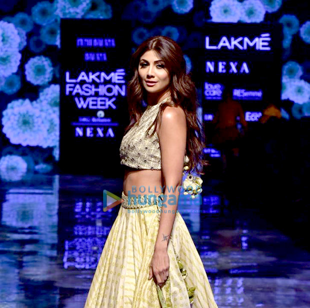 Lakme Fashion Week 2019 Malaika Arora, Kangana Ranaut and Shilpa Shetty bring festive glamour and timeless elegance to the ramp