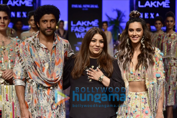 Lakme Fashion Week Winter/Festive 2019: Farhan Akhtar and Shibani Dandekar make a stunning pair as showstoppers for Payal Singhal