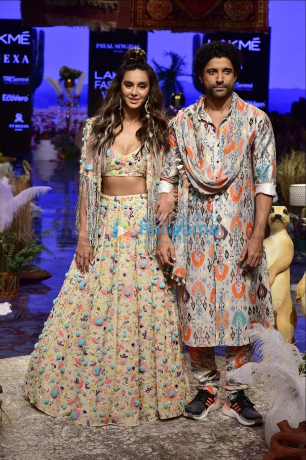 Lakme Fashion Week Winter/Festive 2019: Farhan Akhtar and Shibani Dandekar make a stunning pair as showstoppers for Payal Singhal